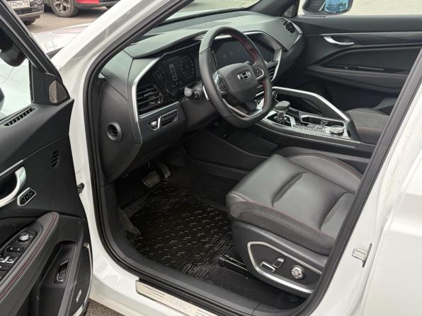 Geely Tugella I Рестайлинг с пробегом 2022 года, цена 2 939 000 рублей, 17300 км, внедорожник, Автокод Объявления