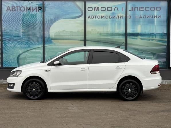 Volkswagen Polo V Рестайлинг с пробегом 2018 года, цена 880 000 рублей, 156709 км, седан, Автокод Объявления