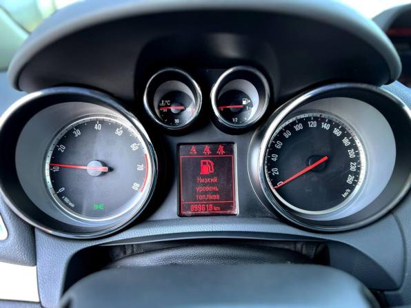Opel Mokka I с пробегом 2013 года, цена 1 385 000 рублей, 99071 км, внедорожник, Автокод Объявления