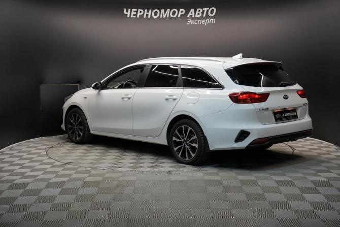 Kia Ceed III с пробегом 2021 года, цена 1 998 000 рублей, 76670 км, универсал, Автокод Объявления