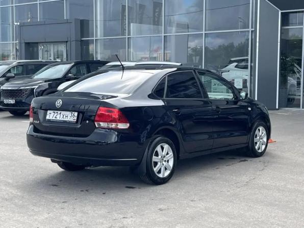 Volkswagen Polo V с пробегом 2013 года, цена 898 000 рублей, 134200 км, седан, Автокод Объявления