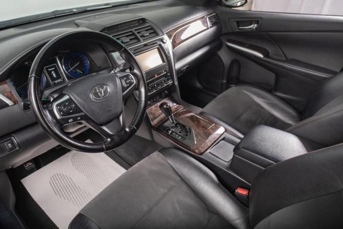 Toyota Camry VII (XV50) Рестайлинг с пробегом 2014 года, цена 1 799 000 рублей, 241758 км, седан, Автокод Объявления