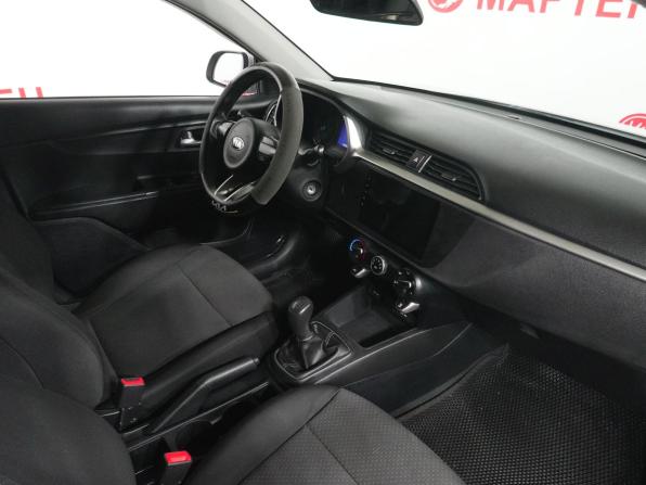Kia Rio IV Рестайлинг с пробегом 2021 года, цена 1 099 000 рублей, 170541 км, седан, Автокод Объявления