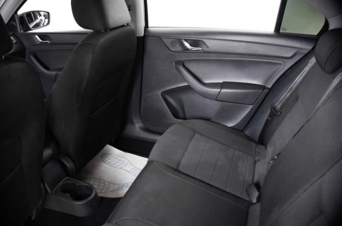 Skoda Rapid I с пробегом 2014 года, цена 999 000 рублей, 244158 км, лифтбек, Автокод Объявления