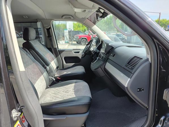 Volkswagen Multivan T5 Рестайлинг с пробегом 2013 года, цена 2 270 000 рублей, 338888 км, минивэн, Автокод Объявления