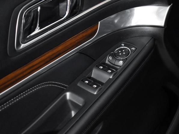 Ford Explorer V Рестайлинг 2 с пробегом 2018 года, цена 2 490 000 рублей, 140000 км, внедорожник, Автокод Объявления