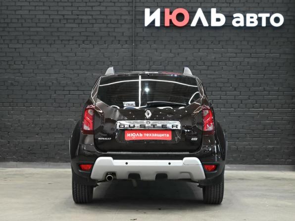 Renault Duster I Рестайлинг с пробегом 2018 года, цена 1 390 000 рублей, 176201 км, внедорожник, Автокод Объявления