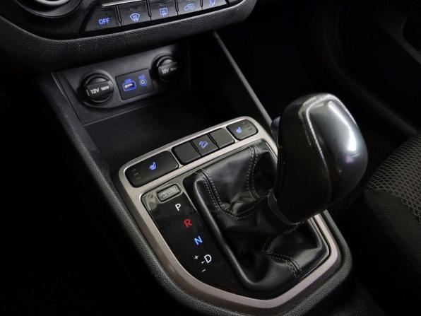 Hyundai Creta I с пробегом 2016 года, цена 1 470 000 рублей, 117500 км, внедорожник, Автокод Объявления