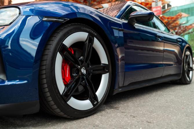 Новый Porsche Taycan I Рестайлинг 2024 года, цена 15 340 000 рублей, седан, Автокод Объявления