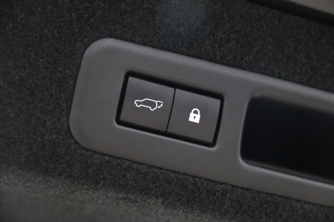 Lexus RX IV Рестайлинг с пробегом 2019 года, цена 4 495 170 рублей, 97398 км, внедорожник, Автокод Объявления