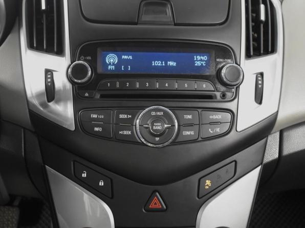 Chevrolet Cruze I Рестайлинг с пробегом 2012 года, цена 875 200 рублей, 98015 км, хэтчбек, Автокод Объявления