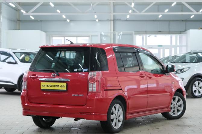 Toyota Raum II с пробегом 2009 года, цена 999 000 рублей, 118533 км, компактвэн, Автокод Объявления
