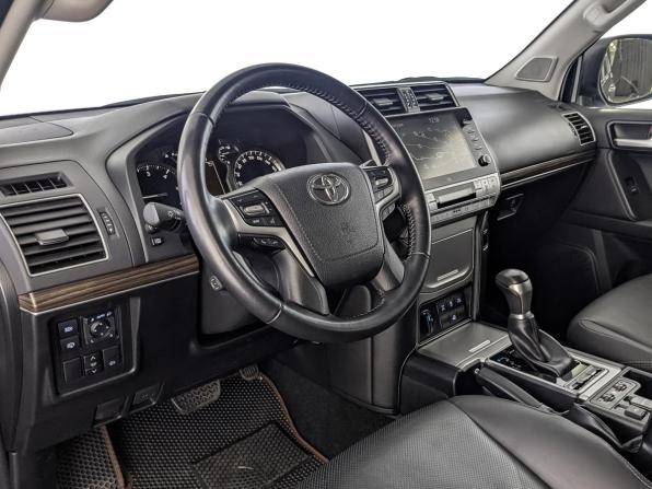 Toyota Land Cruiser Prado 150 Series Рестайлинг 3 с пробегом 2022 года, цена 7 990 000 рублей, 30746 км, внедорожник, Автокод Объявления