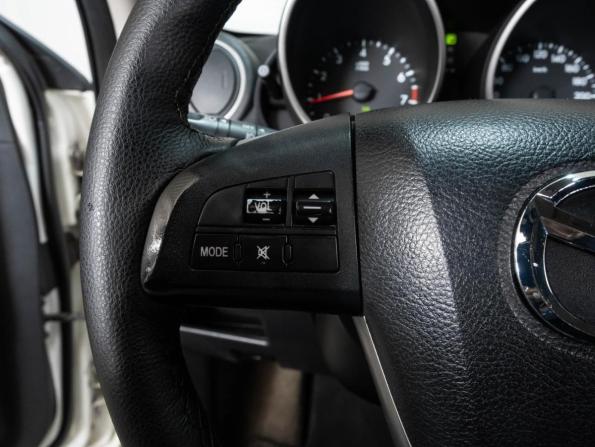 Mazda 3 II (BL) с пробегом 2010 года, цена 915 000 рублей, 267763 км, седан, Автокод Объявления