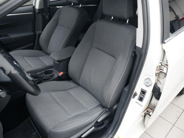 Toyota Corolla XI (E160 E170 E180) Рестайлинг 1 с пробегом 2016 года, цена 1 790 000 рублей, 134064 км, седан, Автокод Объявления