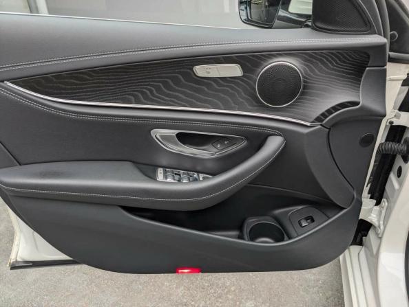 Mercedes-Benz E-Класс V (W213 S213 C238) Рестайлинг с пробегом 2021 года, цена 4 675 000 рублей, 55020 км, седан, Автокод Объявления