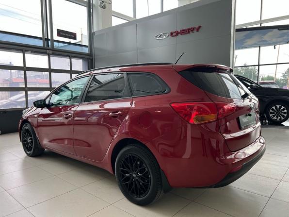 Kia Ceed II с пробегом 2013 года, цена 699 000 рублей, 280648 км, универсал, Автокод Объявления