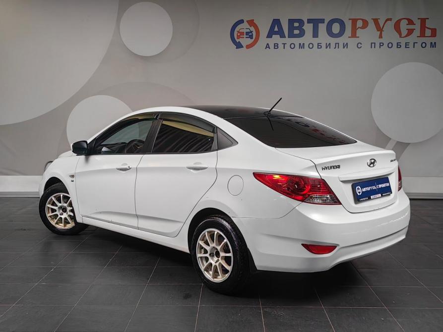 Hyundai Solaris I Москва  - изображение 2