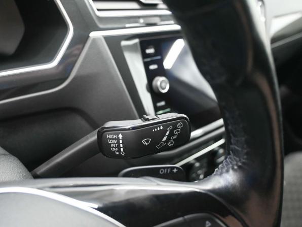 Volkswagen Tiguan II с пробегом 2018 года, цена 2 387 900 рублей, 176828 км, внедорожник, Автокод Объявления