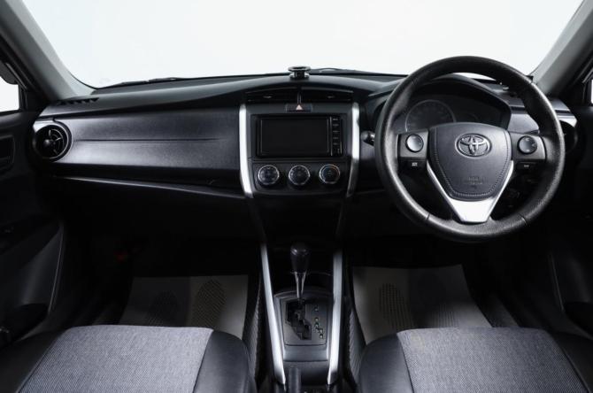 Toyota Corolla XI (E160 E170 E180) Рестайлинг 1 с пробегом 2015 года, цена 1 259 000 рублей, 174000 км, универсал, Автокод Объявления