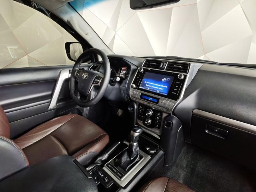 Toyota Land Cruiser Prado 150 Series Рестайлинг 2 Москва  - изображение 12