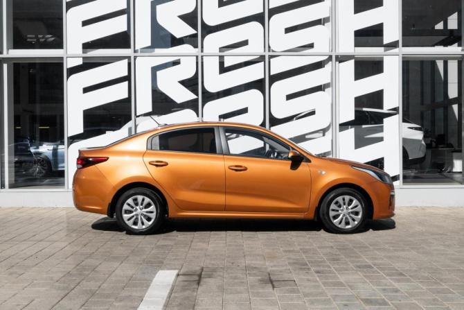Kia Rio IV с пробегом 2017 года, цена 1 045 000 рублей, 136834 км, седан, Автокод Объявления