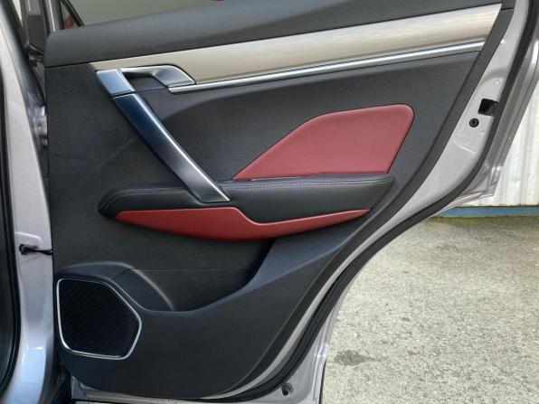 Geely Coolray I с пробегом 2023 года, цена 1 890 000 рублей, 47302 км, внедорожник, Автокод Объявления