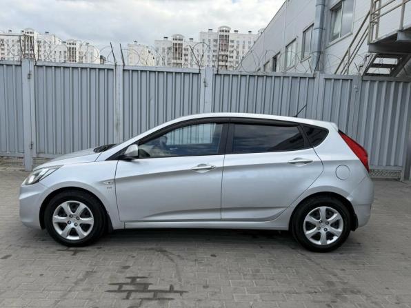 Hyundai Solaris I с пробегом 2014 года, цена 775 000 рублей, 214209 км, хэтчбек, Автокод Объявления