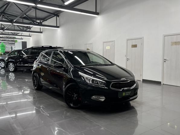 Kia Ceed II с пробегом 2014 года, цена 1 325 000 рублей, 111055 км, хэтчбек, Автокод Объявления