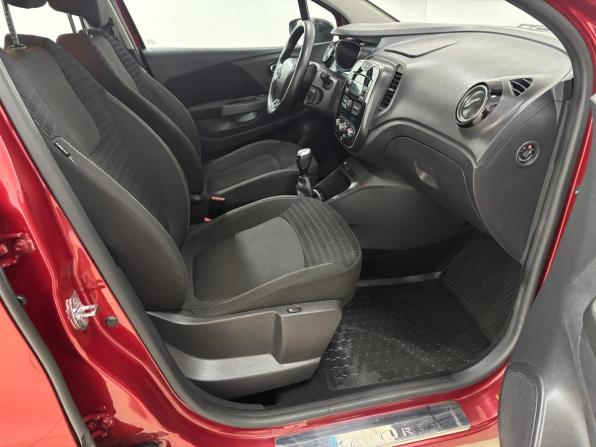 Renault Kaptur I с пробегом 2019 года, цена 1 300 000 рублей, 157844 км, внедорожник, Автокод Объявления