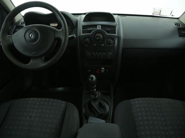 Renault Megane II Рестайлинг с пробегом 2006 года, цена 216 000 рублей, 349000 км, универсал, Автокод Объявления