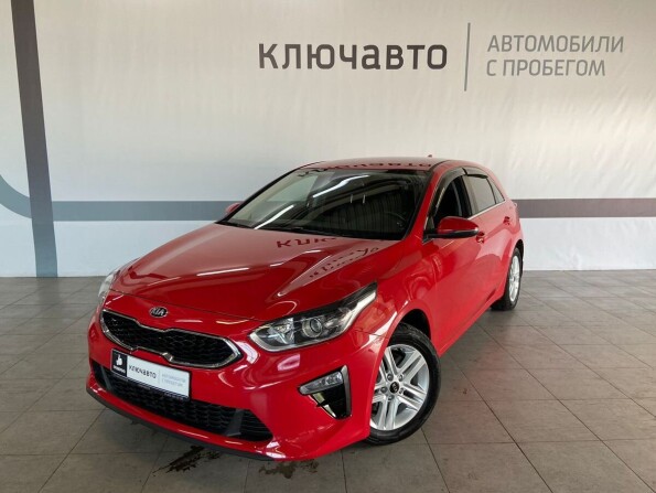 Kia Ceed 2019 красный