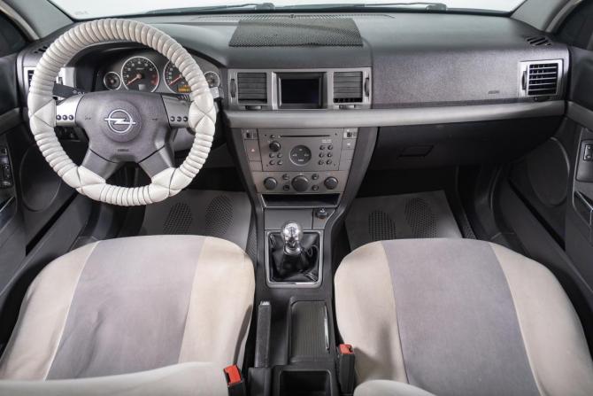 Opel Vectra C с пробегом 2004 года, цена 479 000 рублей, 310000 км, седан, Автокод Объявления