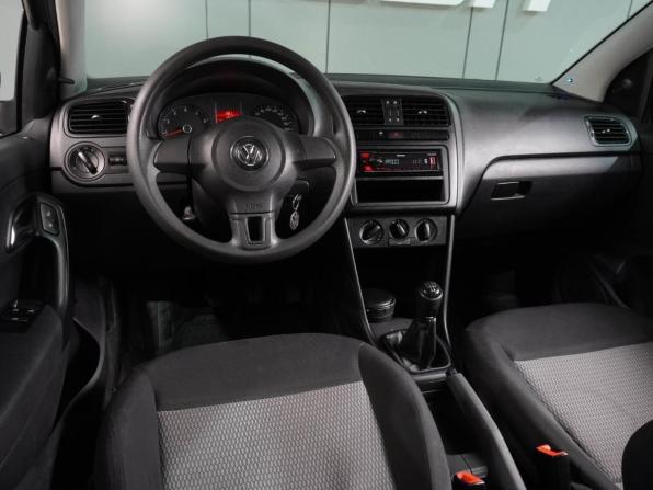 Volkswagen Polo V с пробегом 2013 года, цена 710 000 рублей, 116096 км, седан, Автокод Объявления