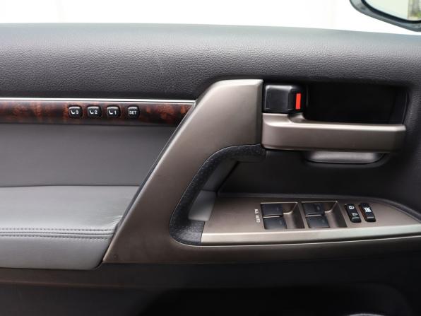 Toyota Land Cruiser 200 Series с пробегом 2008 года, цена 2 739 000 рублей, 169117 км, внедорожник, Автокод Объявления