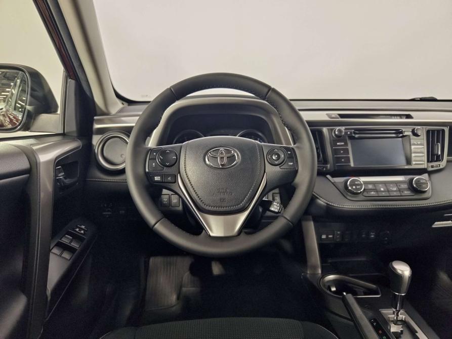 Toyota RAV4 IV (XA40) Рестайлинг Санкт-Петербург  - изображение 9