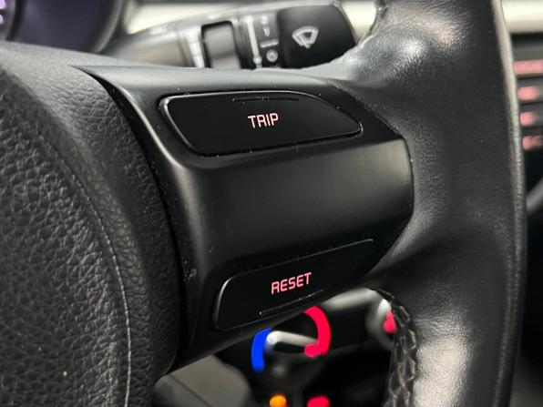 Kia Rio IV с пробегом 2019 года, цена 1 250 000 рублей, 62000 км, седан, Автокод Объявления