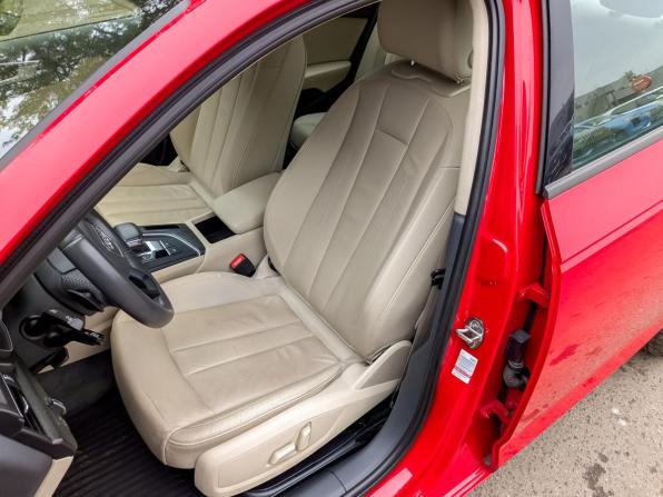Audi A4 V (B9) с пробегом 2019 года, цена 2 350 000 рублей, 109128 км, седан, Автокод Объявления