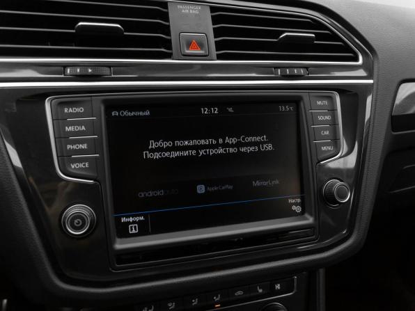 Volkswagen Tiguan II с пробегом 2017 года, цена 2 380 000 рублей, 159097 км, внедорожник, Автокод Объявления