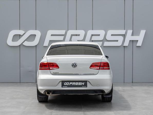 Volkswagen Passat B7 с пробегом 2011 года, цена 825 000 рублей, 193632 км, седан, Автокод Объявления
