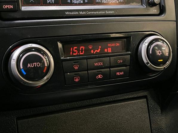 Mitsubishi Pajero IV с пробегом 2011 года, цена 2 099 000 рублей, 143841 км, внедорожник, Автокод Объявления