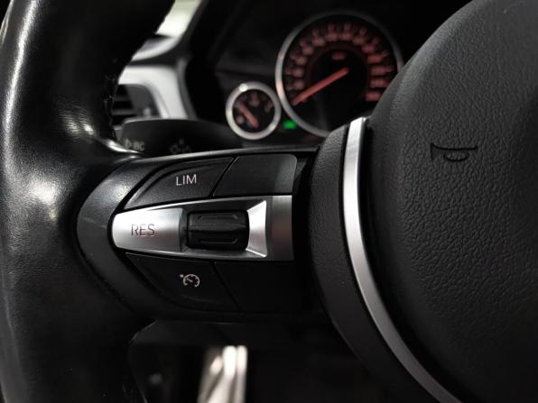 BMW 3 серии VI (F3x) Рестайлинг с пробегом 2017 года, цена 2 710 000 рублей, 91660 км, седан, Автокод Объявления
