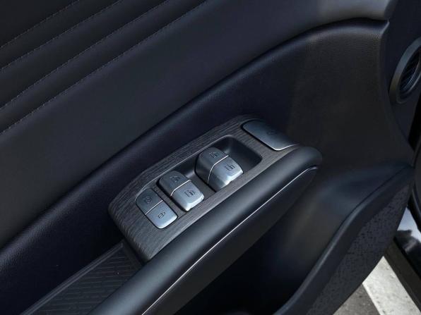 Новый Omoda C7 2026 года, цена 3 099 000 рублей, внедорожник, Автокод Объявления