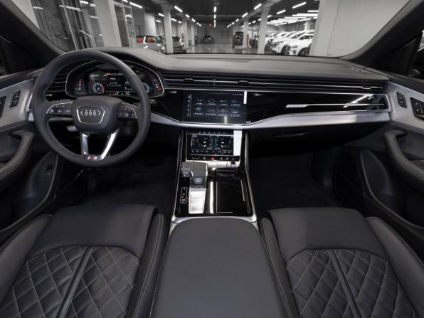 Audi Q8 I (4M) Рестайлинг с пробегом 2025 года, цена 13 600 000 рублей, 50 км, внедорожник, Автокод Объявления