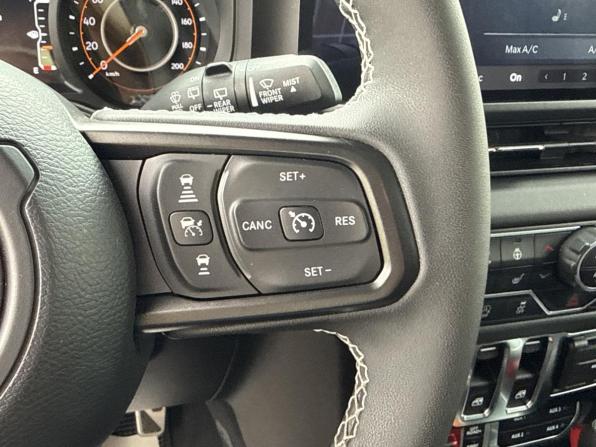 Jeep Wrangler IV (JL) Рестайлинг с пробегом 2024 года, цена 7 500 000 рублей, 4500 км, внедорожник, Автокод Объявления