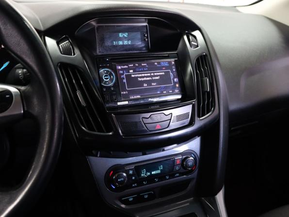 Ford Focus III с пробегом 2012 года, цена 899 000 рублей, 204528 км, седан, Автокод Объявления