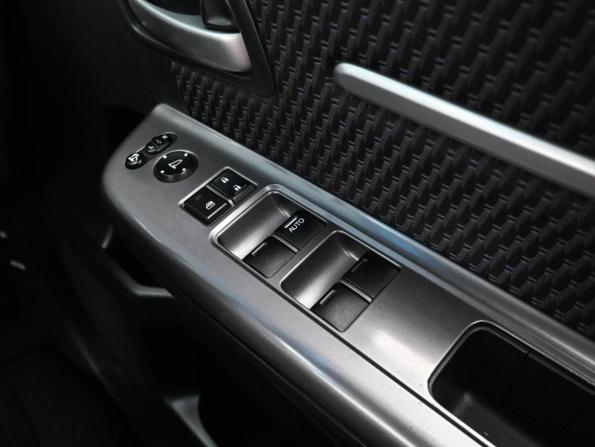 Honda Stepwgn V с пробегом 2015 года, цена 1 989 000 рублей, 104698 км, минивэн, Автокод Объявления