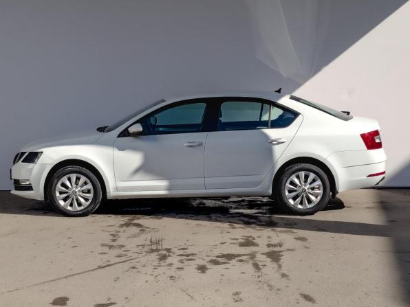 Skoda Octavia III (A7) Рестайлинг с пробегом 2019 года, цена 1 690 000 рублей, 138198 км, лифтбек, Автокод Объявления