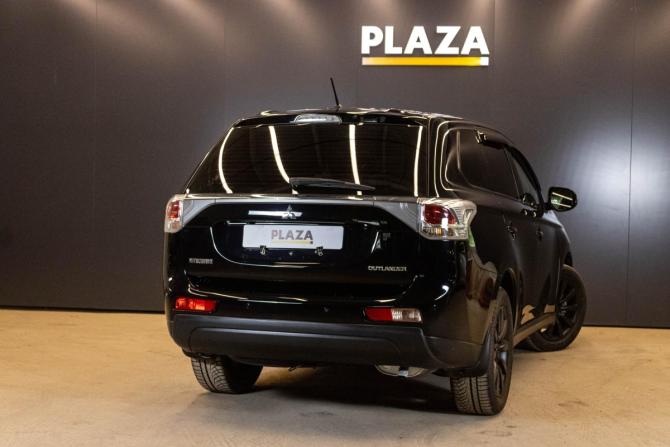 Mitsubishi Outlander III с пробегом 2013 года, цена 1 369 000 рублей, 182398 км, внедорожник, Автокод Объявления
