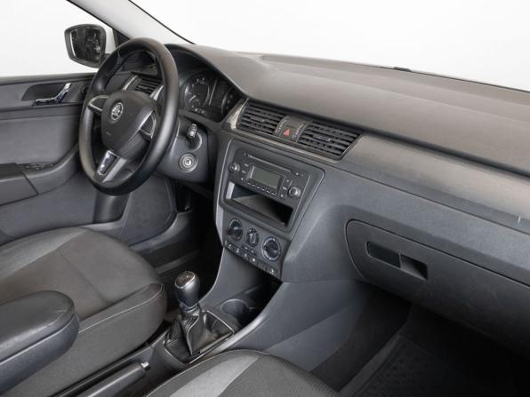 Skoda Rapid I с пробегом 2014 года, цена 973 300 рублей, 137800 км, лифтбек, Автокод Объявления